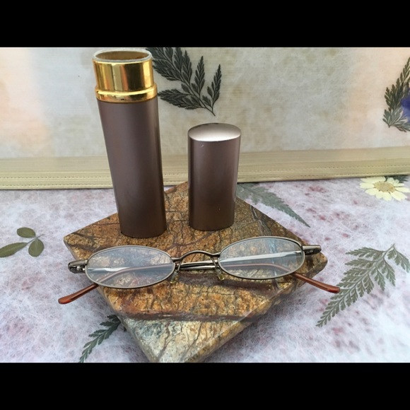 Mini Readers 1.5 magnification with travel case - Picture 1 of 1